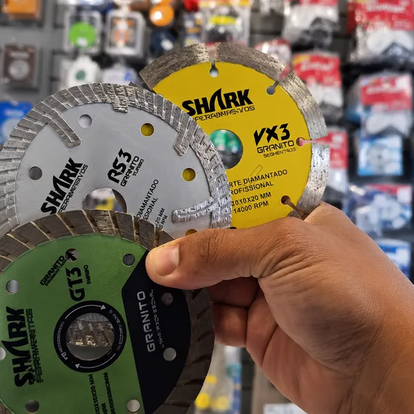 Discos diamantados Shark RS3, VX3 e GT3 apresentados no ponto de venda